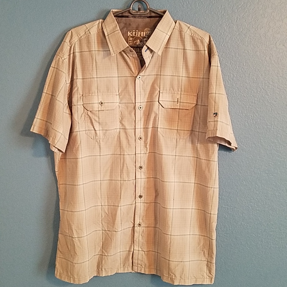 Mens short sleeve button up shirt